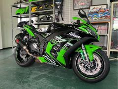 カワサキ　Ｎｉｎｊａ　ＺＸ−１０Ｒ　　２０１６年式　逆車ＡＢＳ　アクラボマフラー　フェンダーレスキット　ハイスロ他