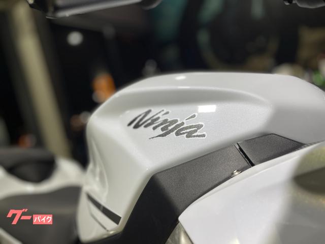 カワサキ Ninja 400 パールホワイト 車検2年付き ETC