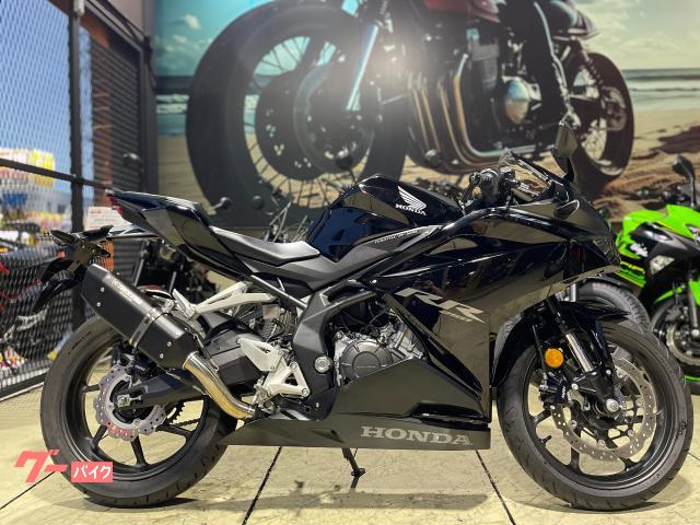 ＣＢＲ２５０ＲＲ　ブラック　ＴＲＩＣＫ　ＳＴＡＲマフラー　ＥＴＣ　クイックシフター　マルチバー　純正スペアキー付属