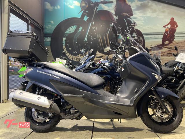 スズキ　バーグマン150　中古実動車　バッテリー新品済み　タイヤ後輪新品同様　大型リアBOX付き　ナンバー登録書類有 2026年最新】Yahoo!オークション -バーグマンの中古品・新品・未使用品一覧