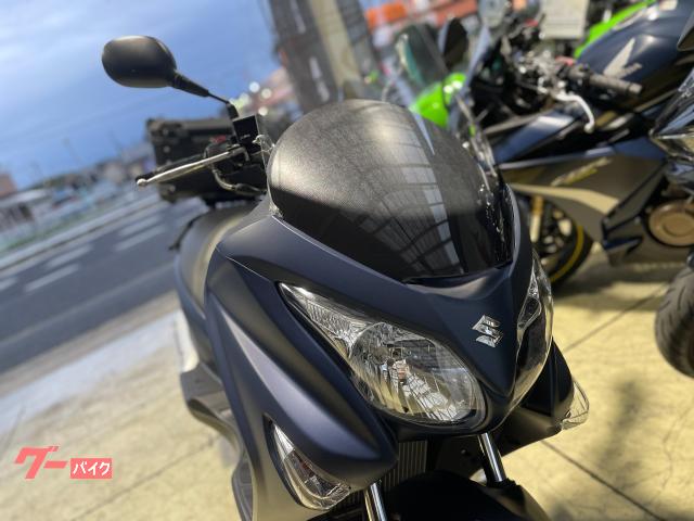 スズキ バーグマン200 マットステラブルーメタリック リアボックス