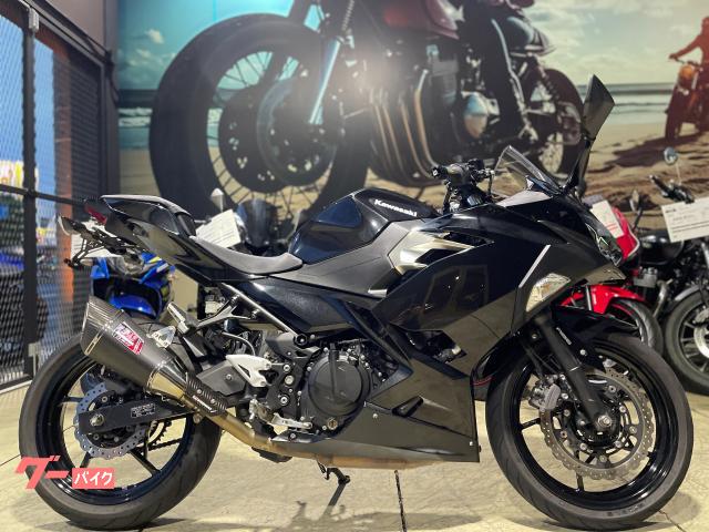 Ｎｉｎｊａ　４００　車検２年付き　ヨシムラマフラー　フェンダーレス　マルチバー　　純正スペアキー付属