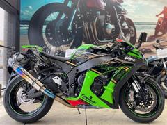カワサキ　Ｎｉｎｊａ　ＺＸ−１０Ｒ　ＫＲＴ　Ｅｄｉｔｉｏｎ　ワンオーナー　車検２年付き　ＥＴＣ　トリックスターマフラー　フェンダーレス