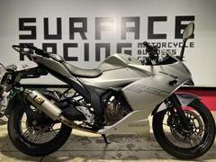 スズキ　ＧＩＸＸＥＲ　ＳＦ　２５０　マットシルバー　ヨシムラマフラー　リアキャリア　純正スペアキー付属