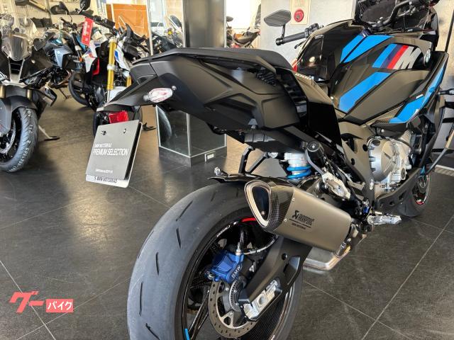 BMW M1000XR Mコンペティションモデル カーボンホイール