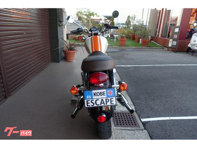 TRIUMPH ボンネビル カスタムペイント ノーマンハイド