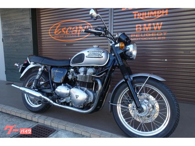 ＴＲＩＵＭＰＨ ボンネビル７９０ トライアンフタイプマフラー ハーモニカエンブレム ルーカスウインカー クラシックテール  純正ＯＰグラブバー｜エスケープモーターサイクルズ （株）Ｅ．ＳＴＯＣＫ｜新車・中古バイクなら【グーバイク】