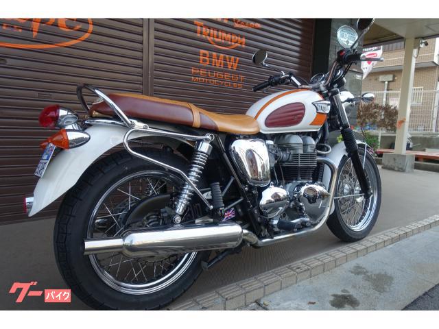 トライアンフ　ボンネビルT100 純正マフラー 2005年式　空冷キャブ車 トライアンフ ボンネビルT100 純正マフラー 2005年式 空冷キャブ