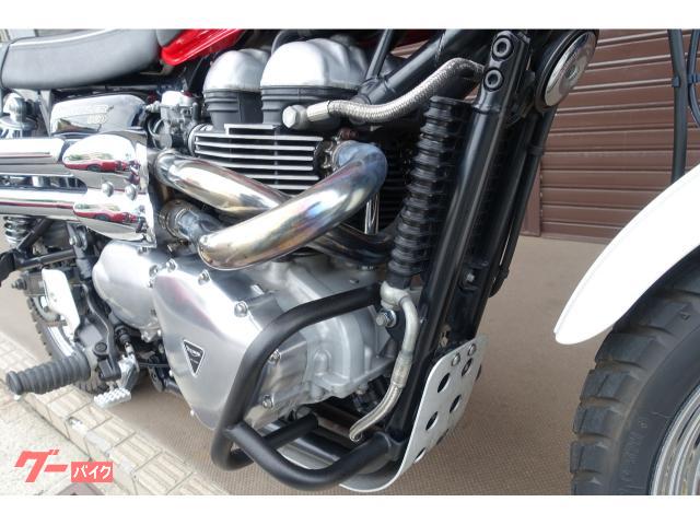 トライアンフ　ボンネビル、スクランブラーなどにライトストーンガード AJS スクランブラー ヘッドライトストーンガード | AJS・SKYTEAM