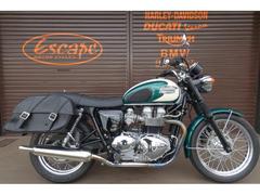 ＴＲＩＵＭＰＨ　ボンネビルＴ１００　ＡＥＬＬＡキャプトンマフラー　純正ＯＰサイドバッグ