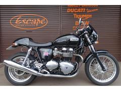 ＴＲＩＵＭＰＨ　スラクストン　マーシャルヘッドライト　リアフェンダーレス　サイドバッグサポート