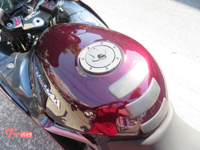 カワサキ Ninja ZX-11 北米仕様 逆車フルパワー カワサキ Ninja ZX-11 北米仕様 逆車フルパワー