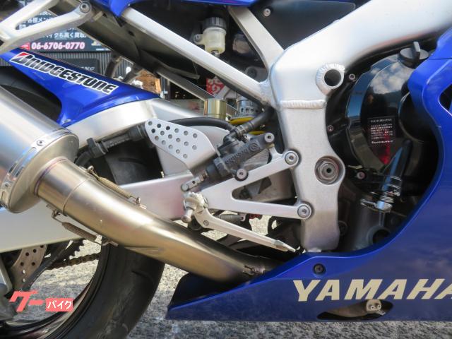 YZF―R1　逆車フルパワー　ネイキッドカスタム 厳選中古車】YZF-R1 正規逆輸入車 フルパワー仕様 美品｜バイク