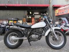 スズキ　バンバン２００　３ヵ月保証付　ホワイトカラー　カスタム車　シート　マフラー　フェンダー