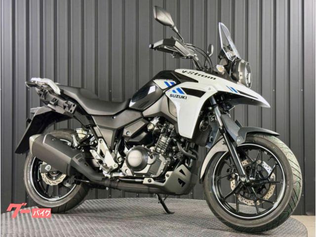 Ｖ−ストローム２５０　正規取扱新車　ＡＢＳ　ＬＥＤヘッドライト　ナックルカバー　センタースタンド　２０２６年Ｍ６モデル