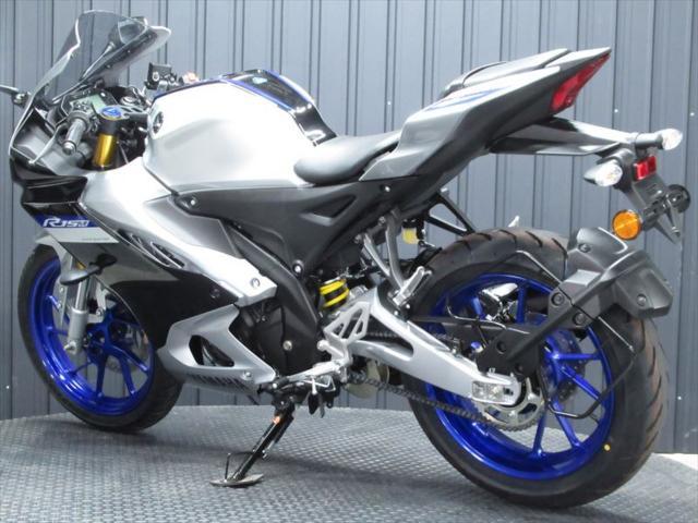 ヤマハ ＹＺＦ－Ｒ１５ Ｒ１５Ｍ Ｖ４ ＡＢＳ ＬＥＤヘッドライト 