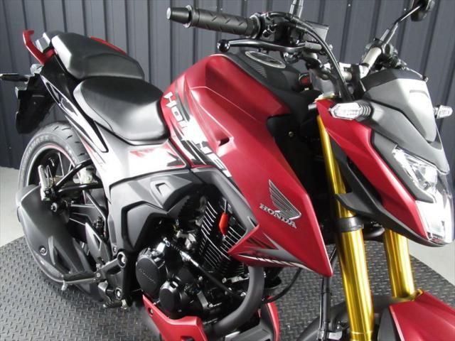 ホンダ ホーネット２．０ ＡＢＳ インポート フルデジタルメーター マットレッド｜ＲＯＹＡＬ ＥＮＦＩＥＬＤ神戸・ＭＵＴＴ神戸 ｐｒｏｄｕｃｅｄ ｂｙ  Ｃｈｏｐｓ｜新車・中古バイクなら【グーバイク】