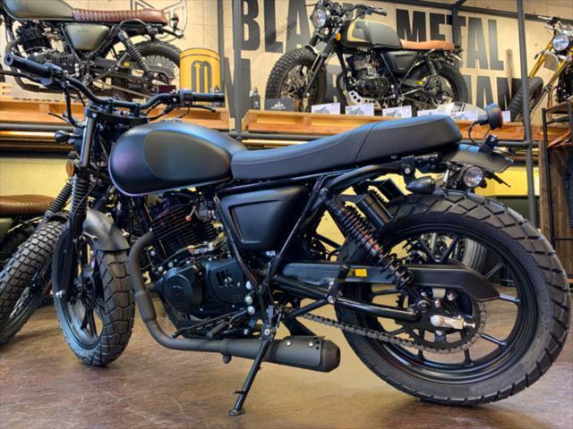 ＭＵＴＴ ＦＳＲ２５０ 正規取扱新車｜ＲＯＹＡＬ ＥＮＦＩＥＬＤ神戸・ＭＵＴＴ神戸 ｐｒｏｄｕｃｅｄ ｂｙ  Ｃｈｏｐｓ｜新車・中古バイクなら【グーバイク】