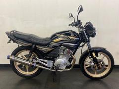 ヤマハ　ＹＢＲ１２５　マフラー　フェンダーレス　ウインカー　カスタム