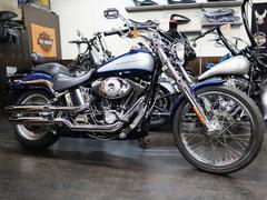 ＨＡＲＬＥＹ−ＤＡＶＩＤＳＯＮ　ＦＸＳＴＤ　ソフテイルデュース　キャブ車