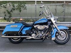 ＨＡＲＬＥＹ−ＤＡＶＩＤＳＯＮ　ＦＬＨＲ　ロードキング　サンダーマックス　バンス＆ハインズクロスパイプ