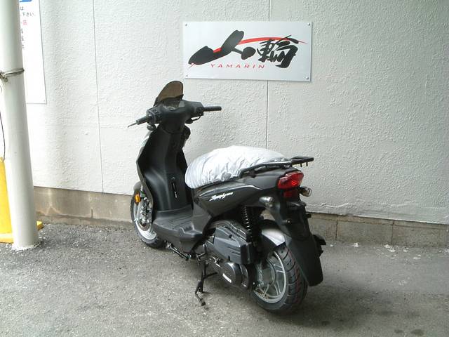 ＳＹＭ シンプリー１２５ 日本正規仕様 １２インチホイール型 タウンスクーターモデル｜山輪｜新車・中古バイクなら【グーバイク】