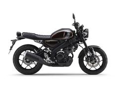 ヤマハ　ＸＳＲ１２５　ＮＥＷカラー　倒立フォーク