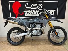 スズキ　ＤＲ−Ｚ４Ｓ