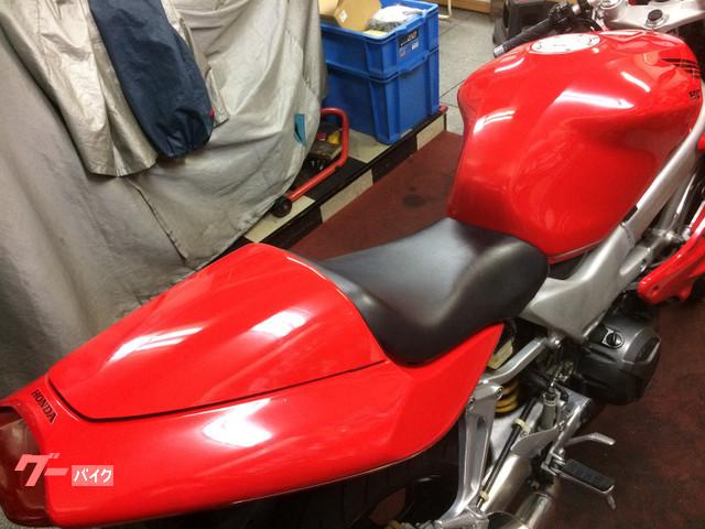 ホンダ ｖｔｒ１０００ｆ 後期型 ｈｉｓｓ付き 兵庫県 バイクワールド神戸 b の中古バイク 新車バイク Goo バイク情報