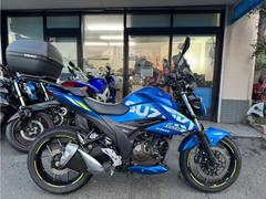 スズキ　ＧＩＸＸＥＲ　２５０　ＥＴＣ・スクリーン・ＢＯＸ・キャリア付き！