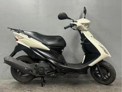 スズキ　アドレスＶ１２５Ｓ　バッテリー新品　外装新品　ブレーキパット新品