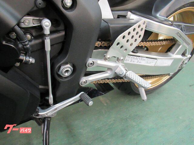 ホンダ CBR1000RR SC57 後期モデル 無限マフラー