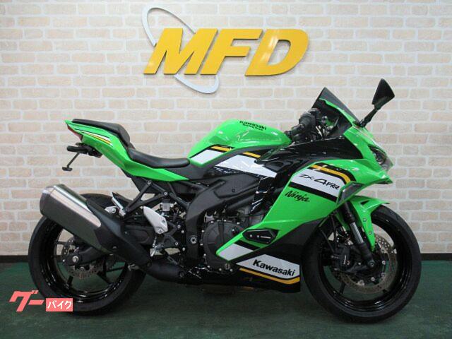 KAWASAKI Ninja ZX-25R メタリックスパークブラック｜株式会社