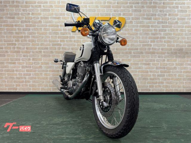 SR400 rh03j インジェクション　車検たっぷりあります。 RH03J SR400 インジェクションモデル 車検令9年9月 2.6万キロ台 - メルカリ