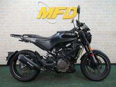 ＨＵＳＱＶＡＲＮＡ　スヴァルトピレン４０１　純正オプションパーツ多数　エヴァテックパーツ　ワンオーナー