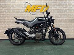 ＨＵＳＱＶＡＲＮＡ　スヴァルトピレン４０１　ノーマル車両　グラブバー付　ガンＭ