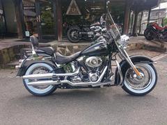 ＨＡＲＬＥＹ−ＤＡＶＩＤＳＯＮ　ＦＬＳＴＮ　ソフテイルデラックス
