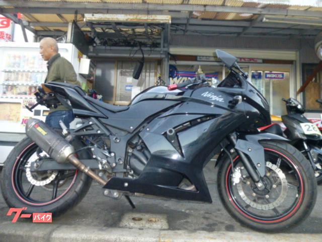 Ｎｉｎｊａ　２５０Ｒ　社外スクリーン　アクラボ　スリプオンマフラー　フォークＯＨ済み　ＥＴＣ付
