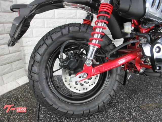 ホンダ モンキー125 純正赤チェック柄シート 新車 5速 ホンダ モンキー125 純正赤チェック柄シート 新車 5速
