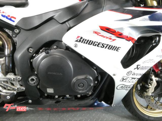 ホンダ ＣＢＲ１０００ＲＲ モリワキバックステップ モリワキマフラー