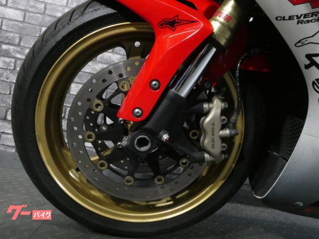 ホンダ ＣＢＲ１０００ＲＲ モリワキバックステップ モリワキマフラー