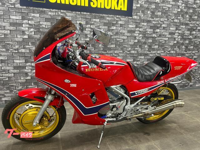 VT250FE インテグラ　角フレーム　チンチラシート　族車 VT250FE インテグラ 角フレーム チンチラシート 族車 - メルカリ