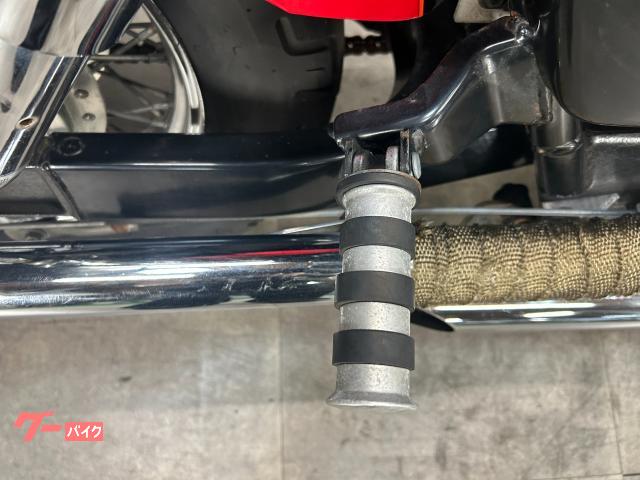 ホンダ シャドウ400 スラッシュカットマフラー バックレスト サイド