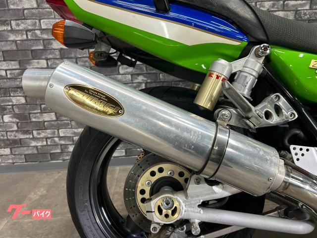 カワサキ ZRX1100 ツキギレーシングフルエキマフラー エンジン