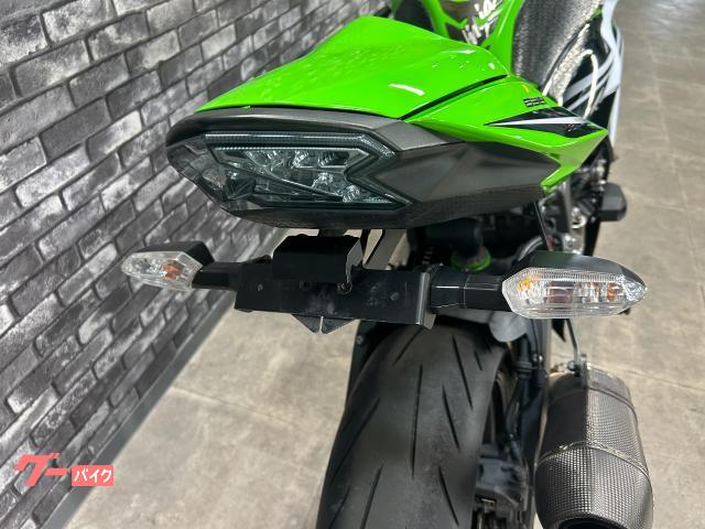 カワサキ Ninja ZX－6R アクラポビッチマフラー クイック