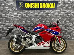 ホンダ　ＣＢＲ２５０ＲＲ　クイックシフター　バックステップ　デイトナボルトメーター