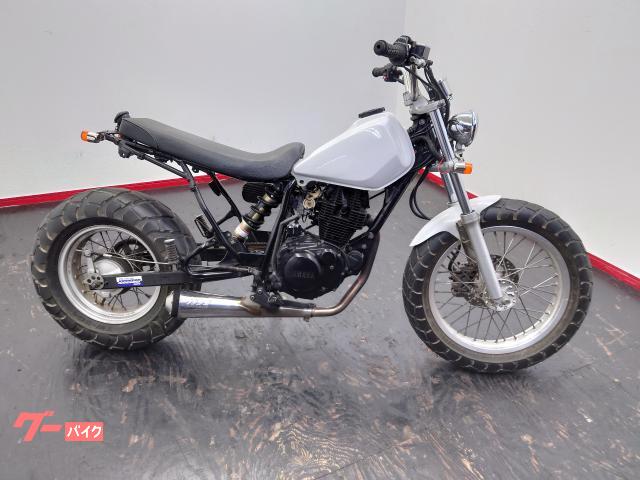 ヤマハ  TW200 ヤマハ TW200 ロンスイスカチューン 社外マフラー フェンダーレス