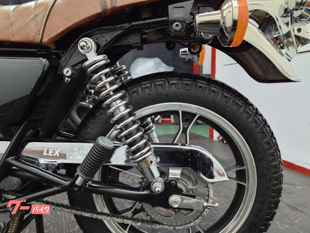 スズキ GN125 アップハンドル タックロールシート ショート管