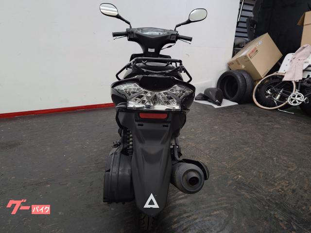 スズキ アドレスV125S 社外外装ブラック 社外LEDウインカー スズキ アドレスV125S 社外外装ブラック 社外LEDウインカー