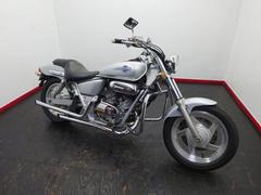 ホンダ　Ｖ−ＴＷＩＮ　ＭＡＧＮＡ　スラッシュカットマフラー　エンジンガード